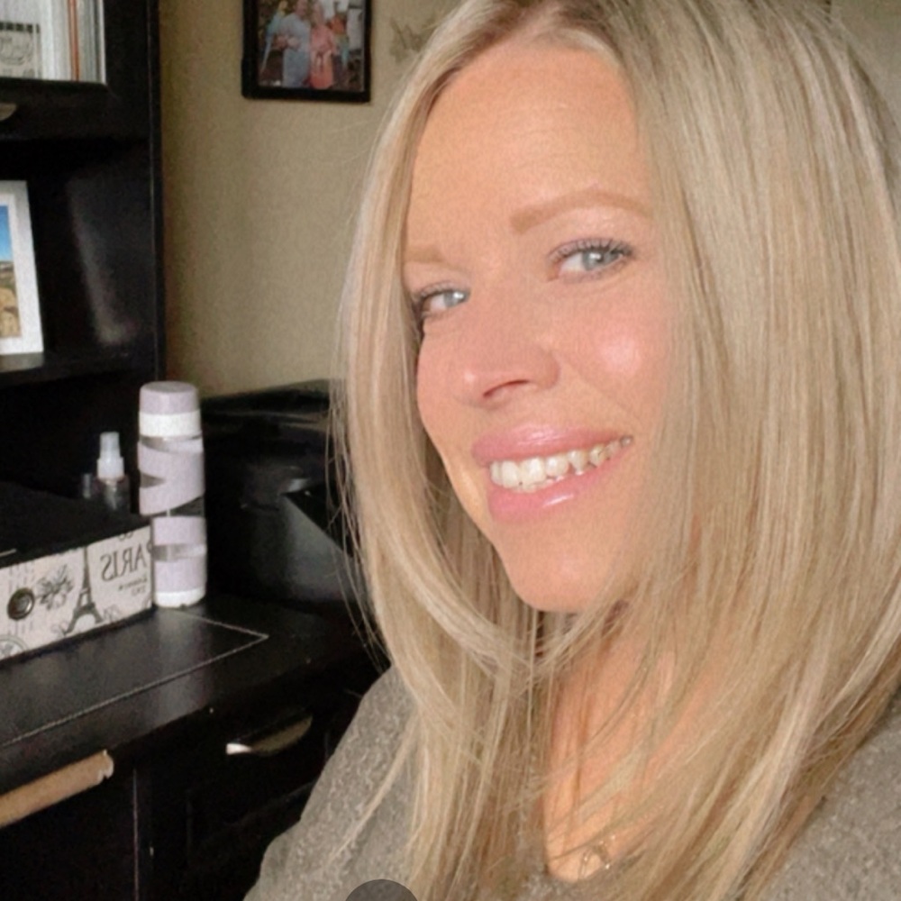 Meet your Posher, Nikki